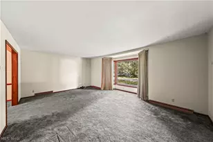 504 Vinewood Ave, Tallmadge, OH 44278 - Photo 9