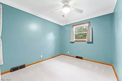 5260 Huckleberry Street NW, North Canton, OH 44720 - Photo 13