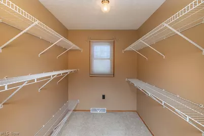 7456 Hidden Glen Drive, Amherst, OH 44001 - Photo 15