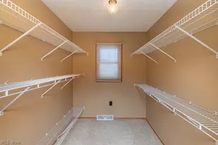 7456 Hidden Glen Dr, Amherst, OH 44001 - Photo 15