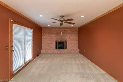 7456 Hidden Glen Drive, Amherst, OH 44001 - Photo 11