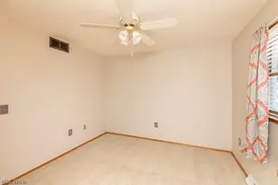 7456 Hidden Glen Dr, Amherst, OH 44001 - Photo 21