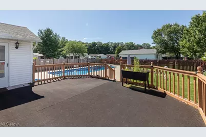 7456 Hidden Glen Drive, Amherst, OH 44001 - Photo 37