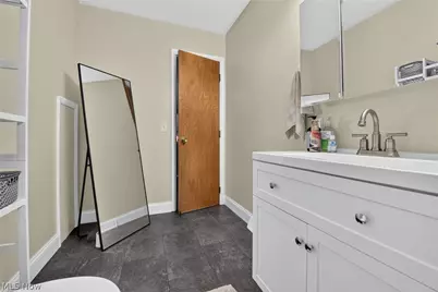 3002 Killian Road, Uniontown, OH 44685 - Photo 17