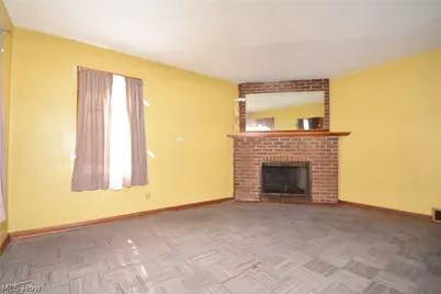923 E Philadelphia Avenue, Youngstown, OH 44502 - Photo 3