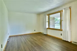 6662 Appleridge Dr, Youngstown, OH 44512 - Photo 13