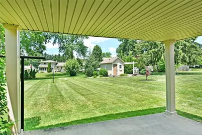 6662 Appleridge Drive, Youngstown, OH 44512 - Photo 9