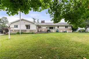 8060 Sigle Ln, Poland, OH 44514 - Photo 3
