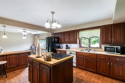8060 Sigle Lane, Poland, OH 44514 - Photo 11