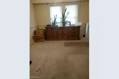 1439 Clermont, Loveland, OH 44110 - Photo 5