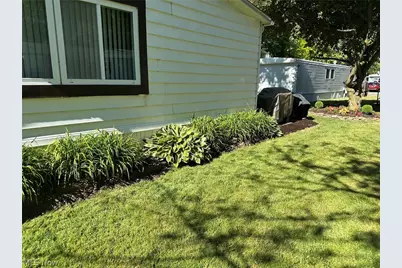 220 Greenbriar #73, Elyria, OH 44035 - Photo 3