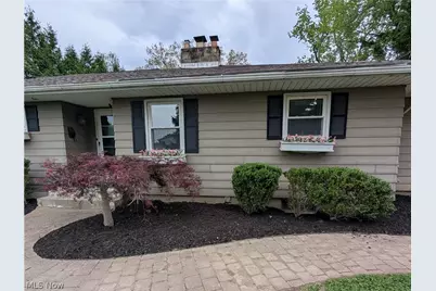 545 N Ray Drive, Zanesville, OH 43701 - Photo 3