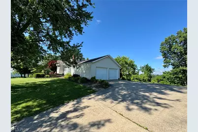 69420 Blaine Chermont Road, Bridgeport, OH 43912 - Photo 39