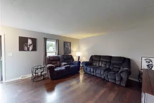 3904 Dunbar St, Youngstown, OH 44515 - Photo 7