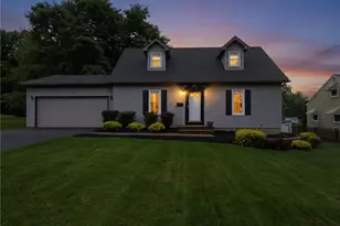 3904 Dunbar St, Youngstown, OH 44515 - Photo 3