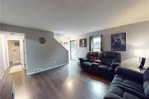 3904 Dunbar St, Youngstown, OH 44515 - Photo 5