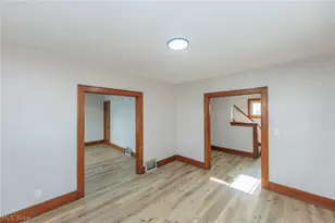2233 E 33rd St, Lorain, OH 44055 - Photo 15