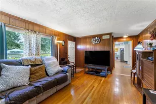 147 Mayflower Dr, Boardman, OH 44512 - Photo 9