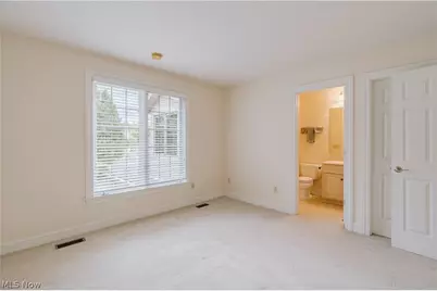 4013 Meadowvale Court, Akron, OH 44333 - Photo 31
