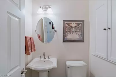 4013 Meadowvale Court, Akron, OH 44333 - Photo 29