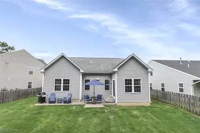 8824 Wheaton Place, North Ridgeville, OH 44039 - Photo 5