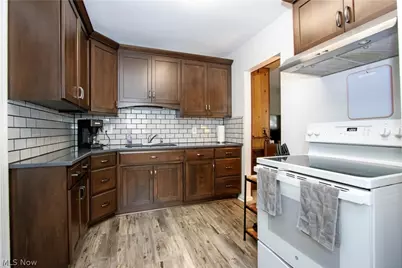128 Woodlawn Avenue NW, Canton, OH 44708 - Photo 31