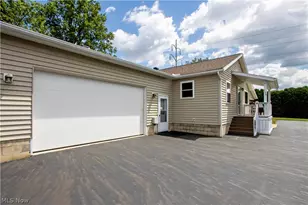 128 Woodlawn Ave NW, Canton, OH 44708 - Photo 3