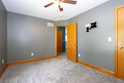 128 Woodlawn Avenue NW, Canton, OH 44708 - Photo 15