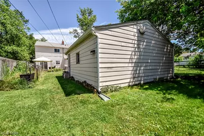 682 Iroquois Trail, Willoughby, OH 44094 - Photo 29