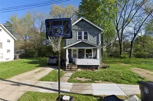 107 W Dalton St, Akron, OH 44310 - Photo 1