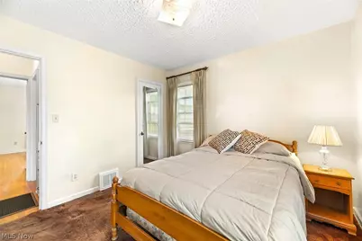 2585 25th Street, Cuyahoga Falls, OH 44223 - Photo 11