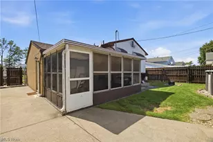 4423 Palm Ave, Lorain, OH 44055 - Photo 23