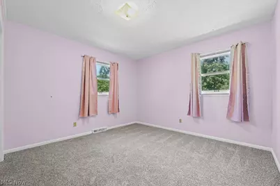 6000 Oakhill Avenue NE, Alliance, OH 44601 - Photo 25