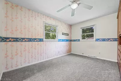 6000 Oakhill Avenue NE, Alliance, OH 44601 - Photo 23
