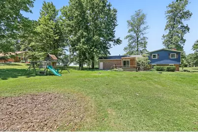 6000 Oakhill Avenue NE, Alliance, OH 44601 - Photo 37