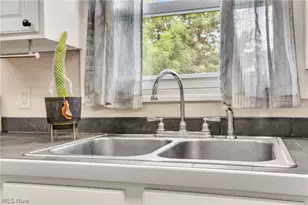 702 16th St, Cambridge, OH 43725 - Photo 27