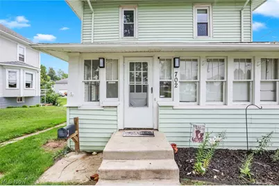 702 16th Street, Cambridge, OH 43725 - Photo 5