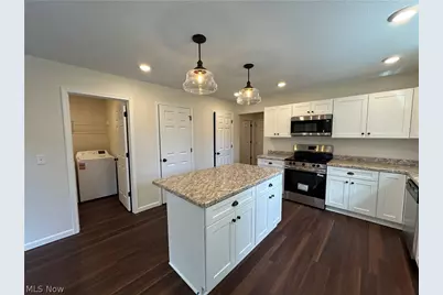 363 Sexton Street, Struthers, OH 44471 - Photo 7