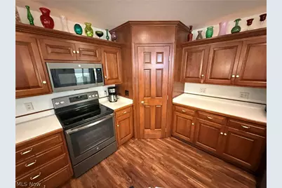725 Dale Avenue NW, Strasburg, OH 44680 - Photo 17