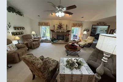 725 Dale Avenue NW, Strasburg, OH 44680 - Photo 7