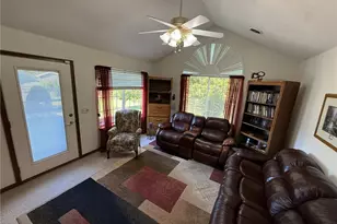 725 Dale Ave NW, Strasburg, OH 44680 - Photo 25