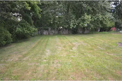 511 Ewart Road, Akron, OH 44312 - Photo 7
