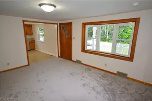 511 Ewart Rd, Akron, OH 44312 - Photo 11