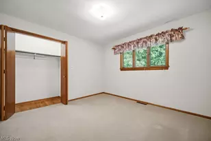 1885 W Sprague Rd, Grandview Heights, OH 44147 - Photo 13