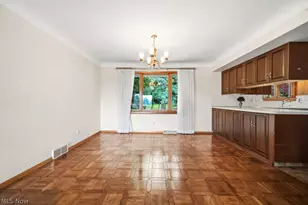 1885 W Sprague Rd, Grandview Heights, OH 44147 - Photo 7