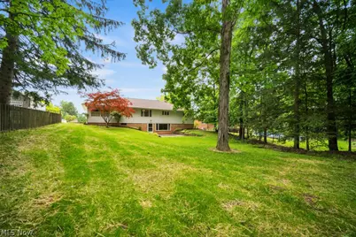 1885 W Sprague Road, Grandview Heights, OH 44147 - Photo 37