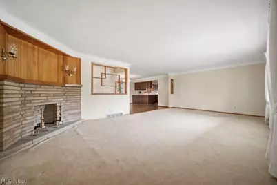 1885 W Sprague Road, Grandview Heights, OH 44147 - Photo 5