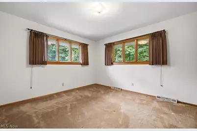 1885 W Sprague Road, Grandview Heights, OH 44147 - Photo 15