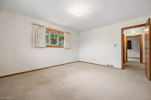 1885 W Sprague Rd, Grandview Heights, OH 44147 - Photo 17