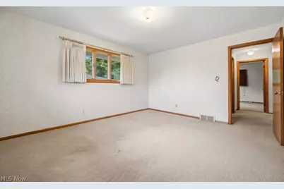 1885 W Sprague Road, Grandview Heights, OH 44147 - Photo 17